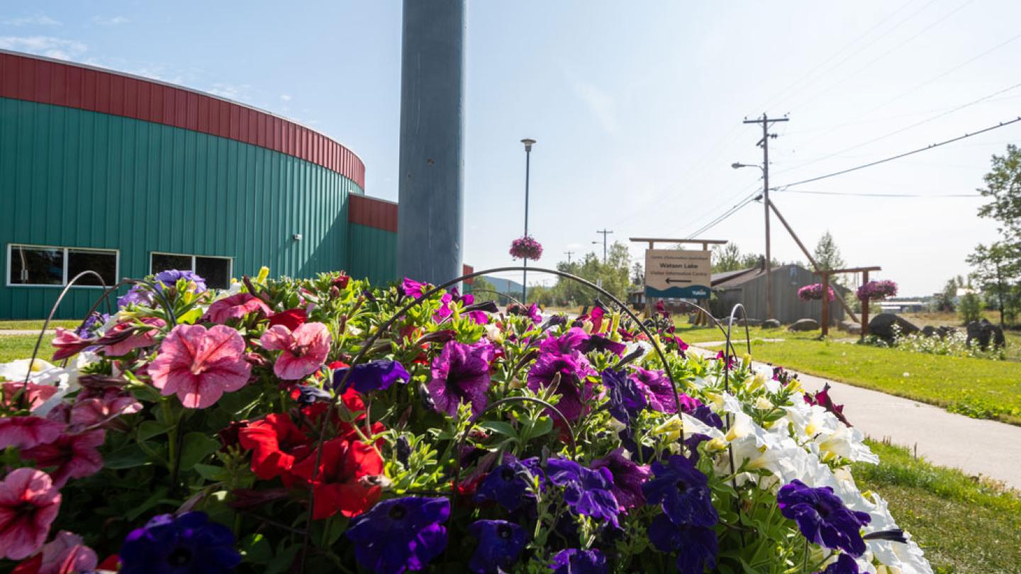 Watson Lake Visitor Information Centre Travel Yukon Yukon, Canada
