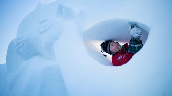 A Yukon artist carves snow