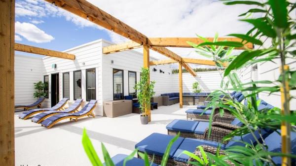 dawson spa rooftop