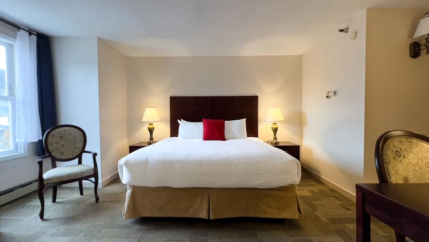 Coast Premium King Room - Main Building