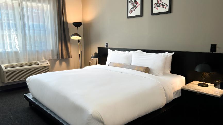 Edgewater Hotel Deluxe King