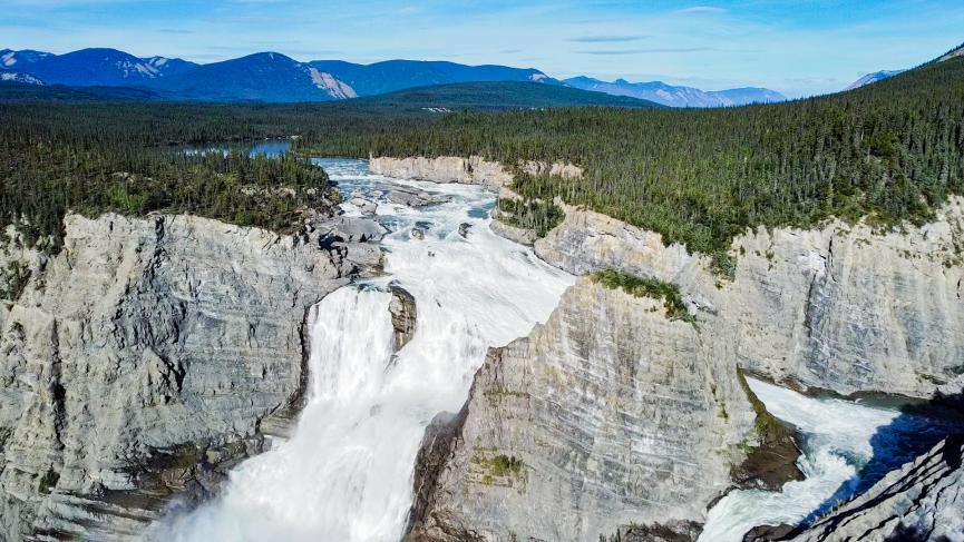 Virginia Falls (Nahanni National Park)