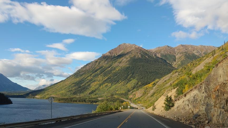 Summer roadtrip in Yukon