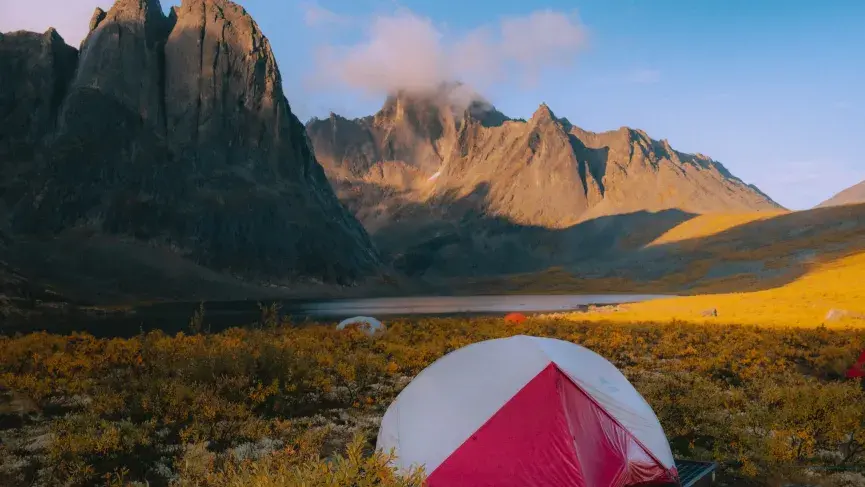 Backcountry camping Divide Lake
