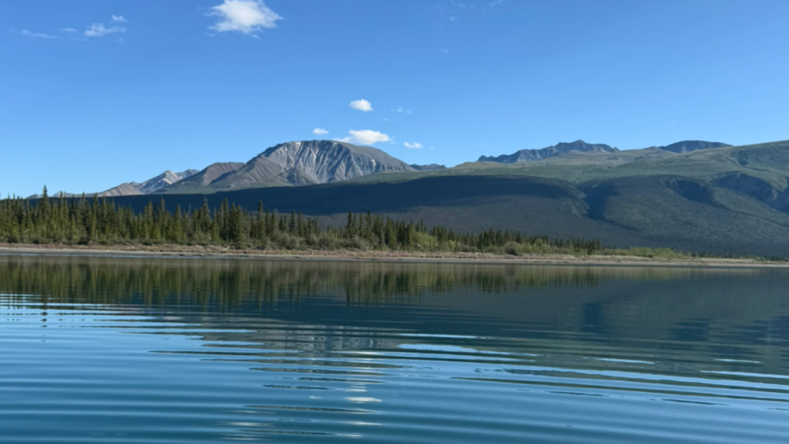 Paddling Kluane Lake