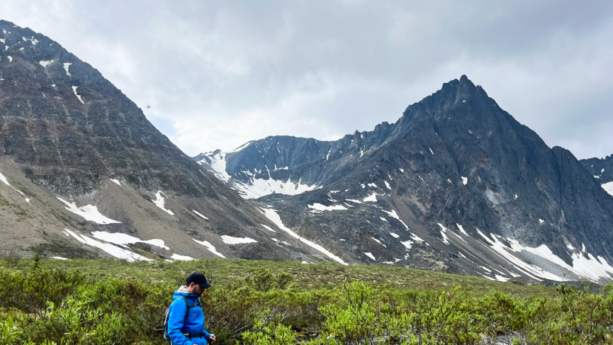 Creek crossing Grizzly Lake