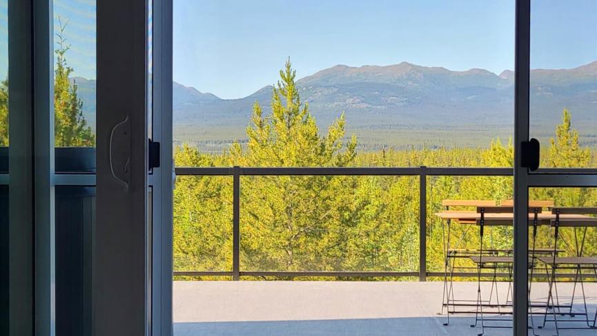 deck views, mountain views, forest views
