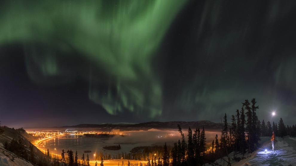 Green northern lights over Whitehorse