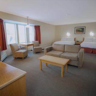 Eldorado, a Coast Hotel Suite