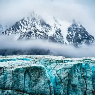 Image of the massive Donjek Glacier