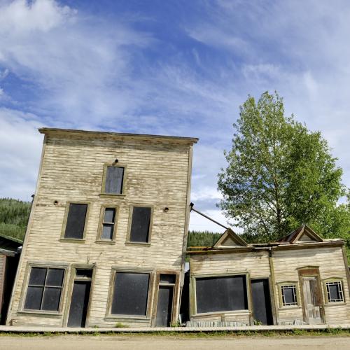 Kissing buildings in Dawson City
