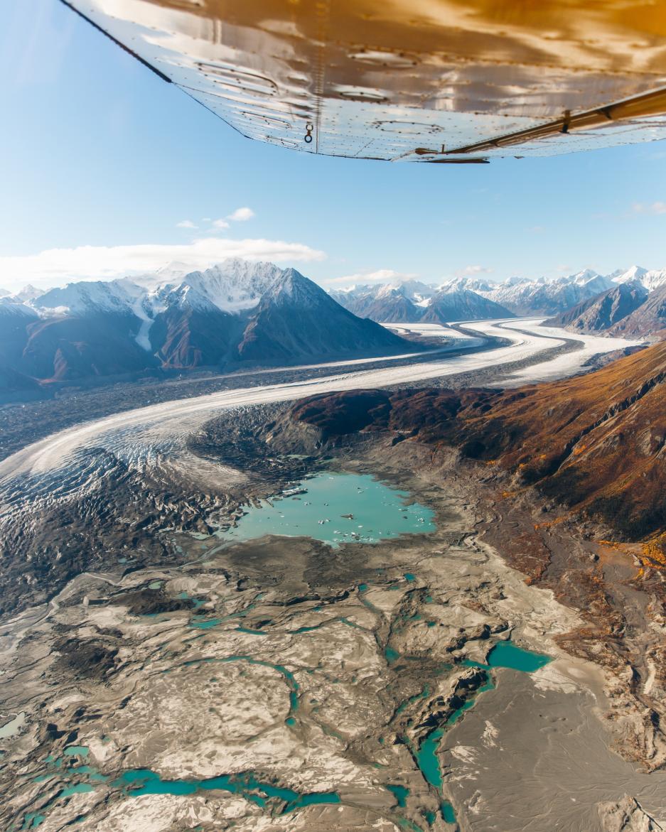 Flightseeing over spectacular Kluane National Park and Reserve