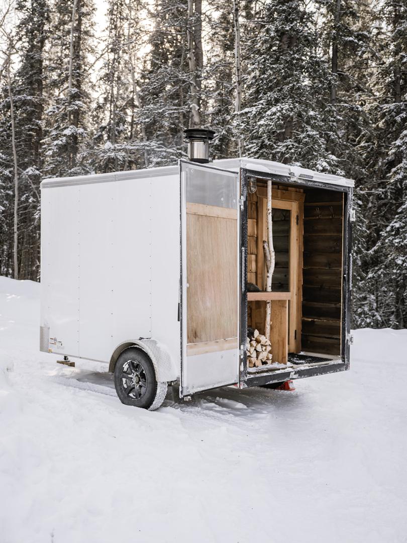 mobile sauna in winter