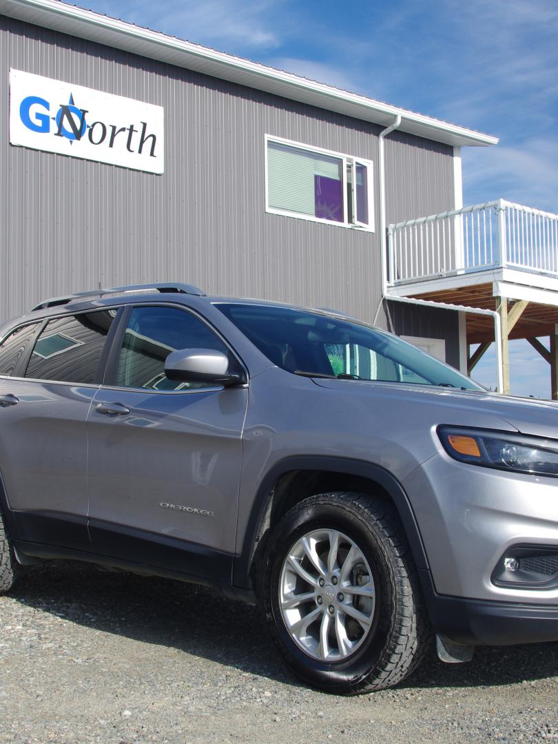 4x4 SUV & Motorhome Rental Special CAD in par with USD! Travel