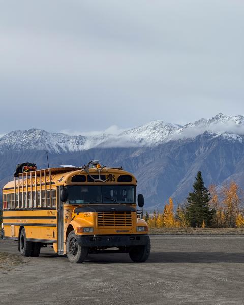Bus with a background on mountains