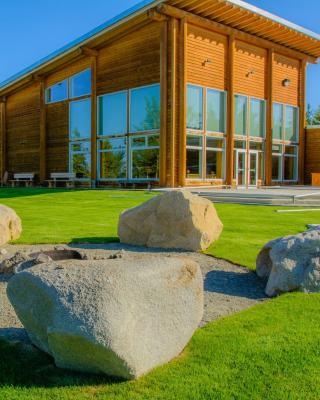 Teslin Tlingit Council exterior.jpg