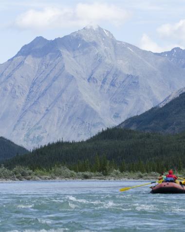 rafting.jpg